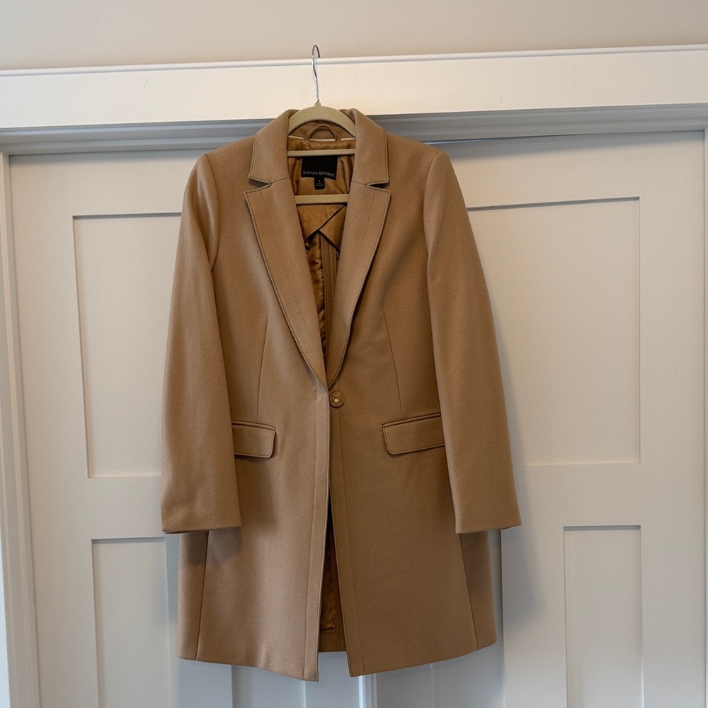 Banana Republic Tailored Camel Trench/Pea Coat